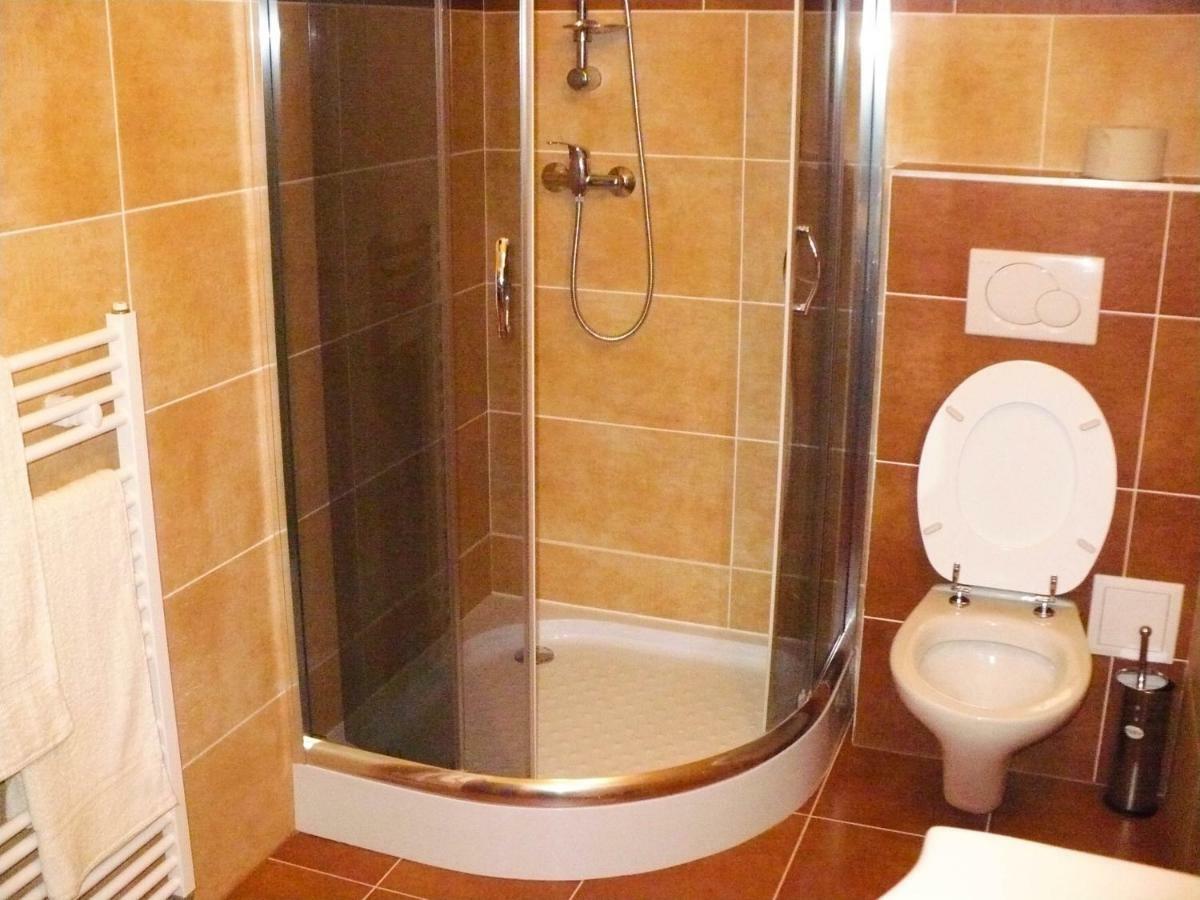 Penzion Rodus Rajec Ngoại thất bức ảnh